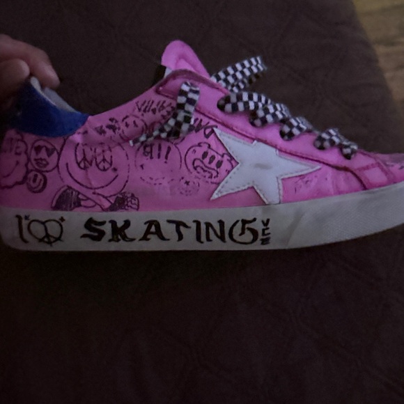 (Used) Golden Goose Superstar Shoes in Fuchsia, Black, White, & Electric Blue - Picture 2 of 8